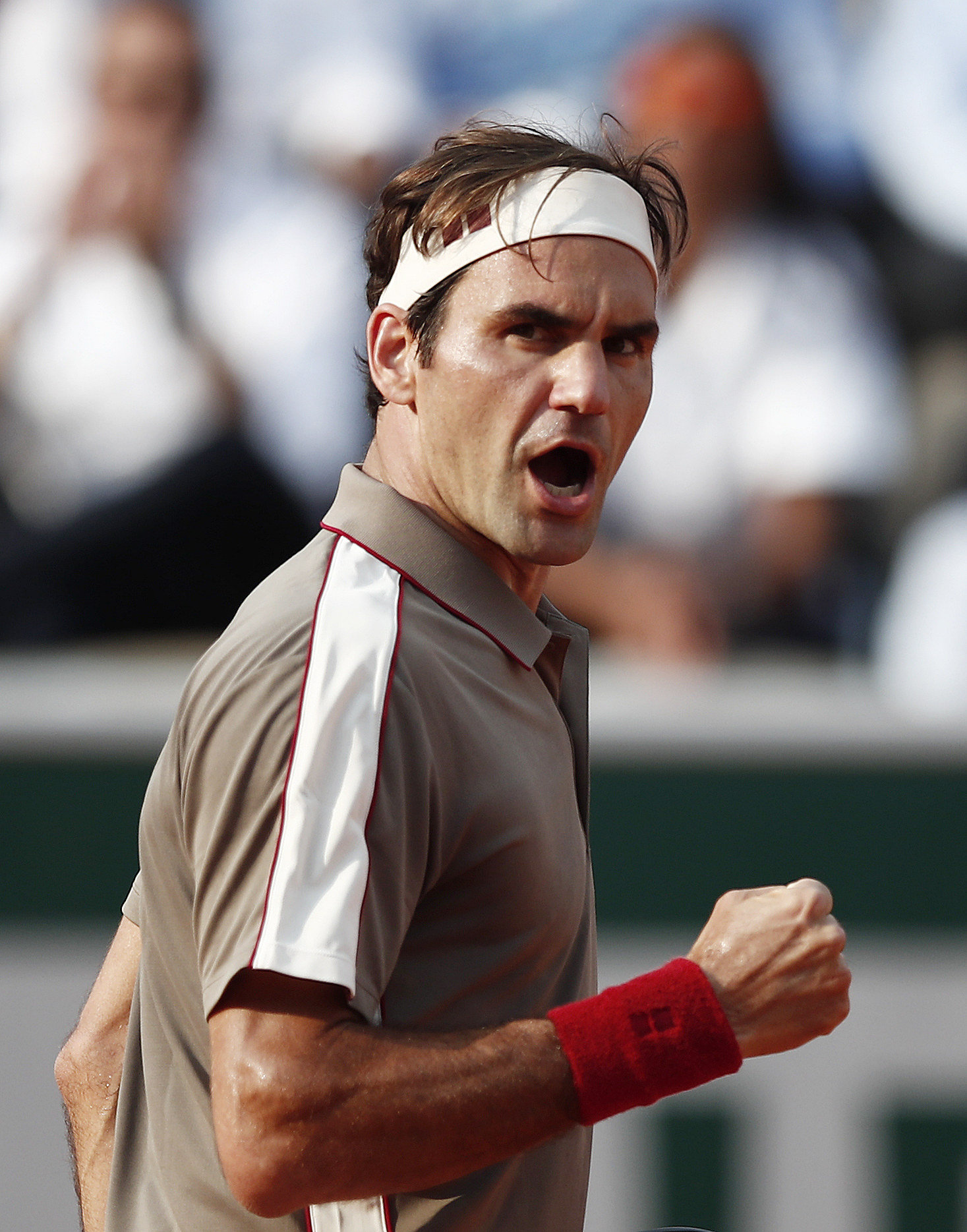 关于费德勒连续五场比赛得分超过赛事规则更新，曼联挑战极限！的信息