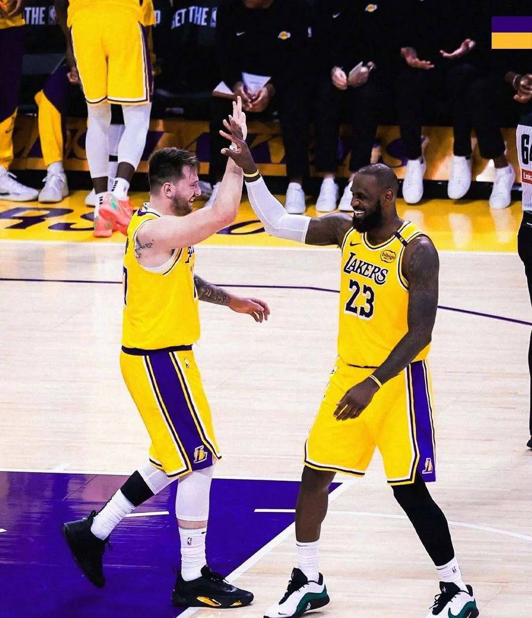 东契奇爆冷击败TES，高光表现引爆全场！